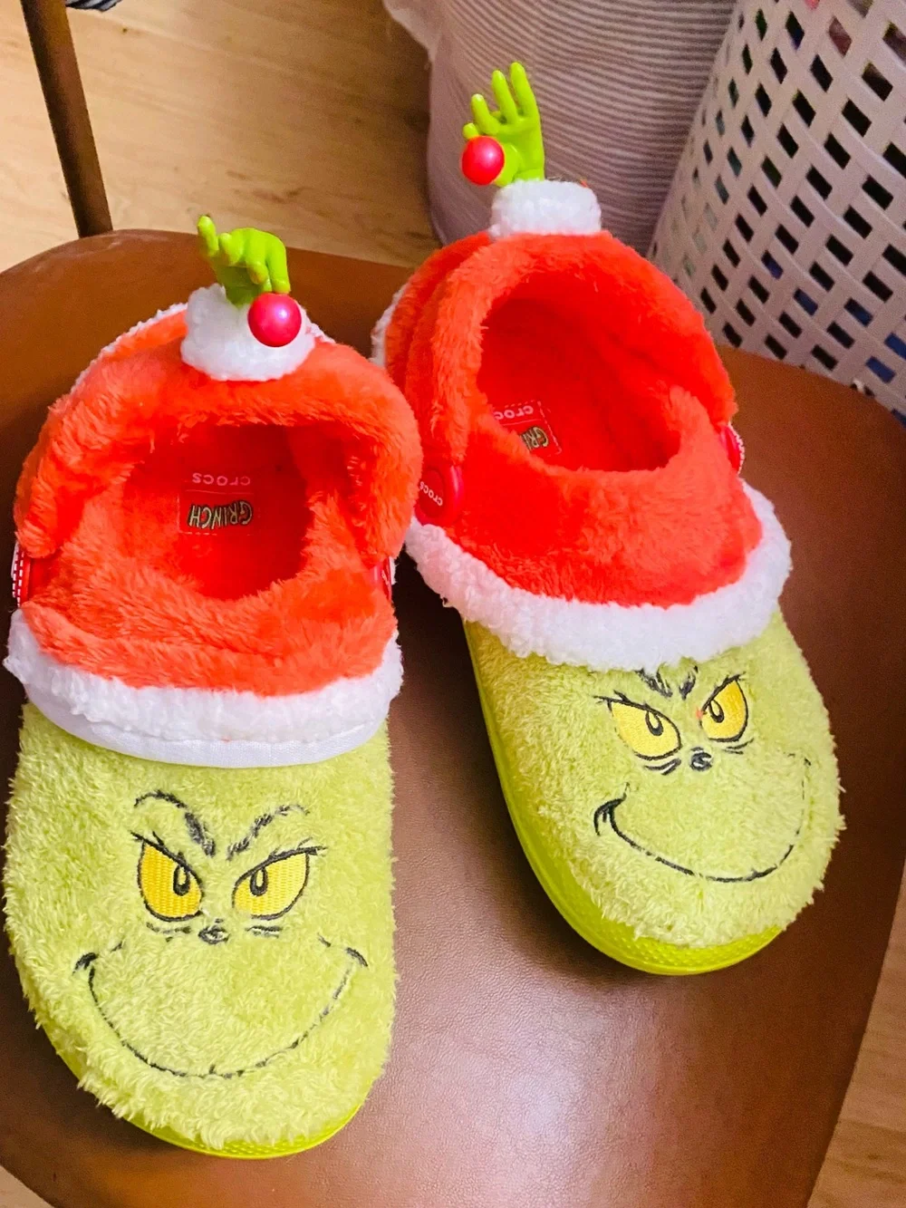 CROCS Grinch Green Clogs